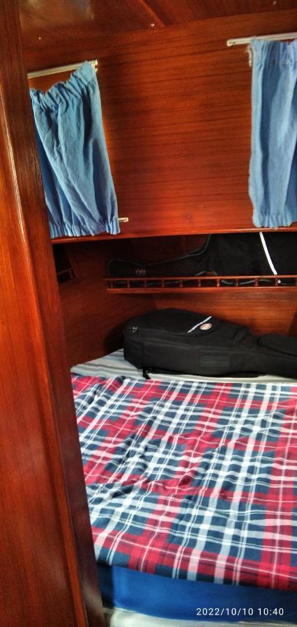 Luxury 45 Otel Castelldefels Dış mekan fotoğraf